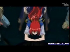 Redhead hentai schoolgirl faigheann druileáilte trí tentacles monster